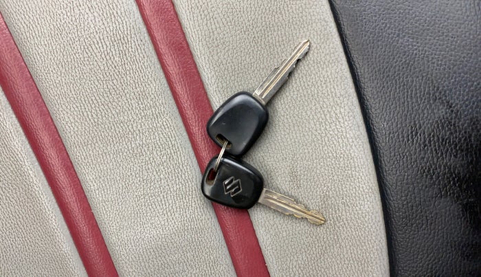 2016 Maruti Alto 800 LXI, Petrol, Manual, 49,320 km, Key Close Up