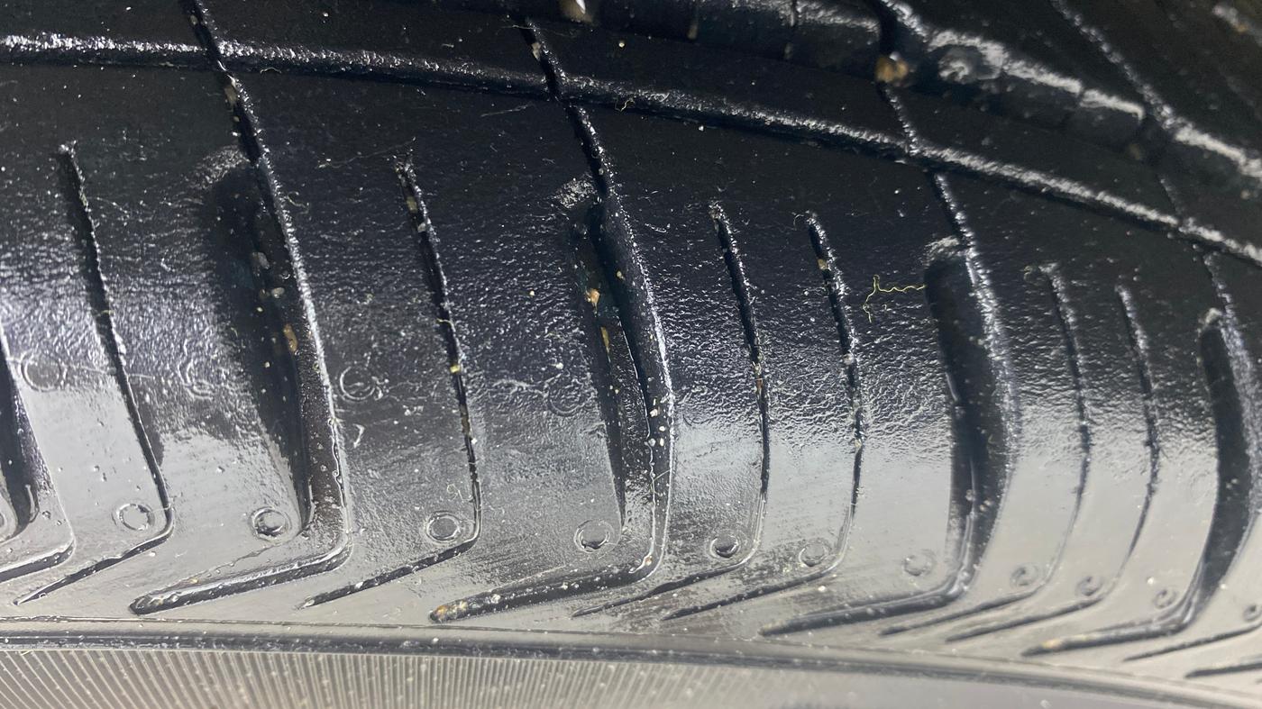 2016 Maruti Celerio ZXI AMT, Petrol, Automatic, 45,290 km, Left Front Tyre Tread