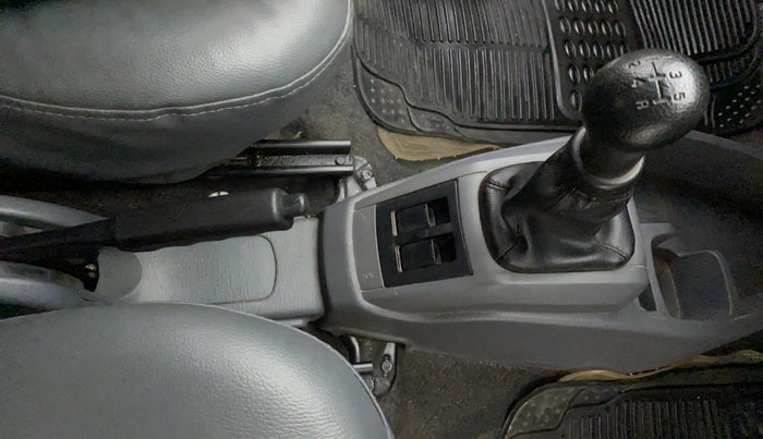2016 Maruti Alto 800 LXI, Petrol, Manual, 47,315 km, Gear Lever