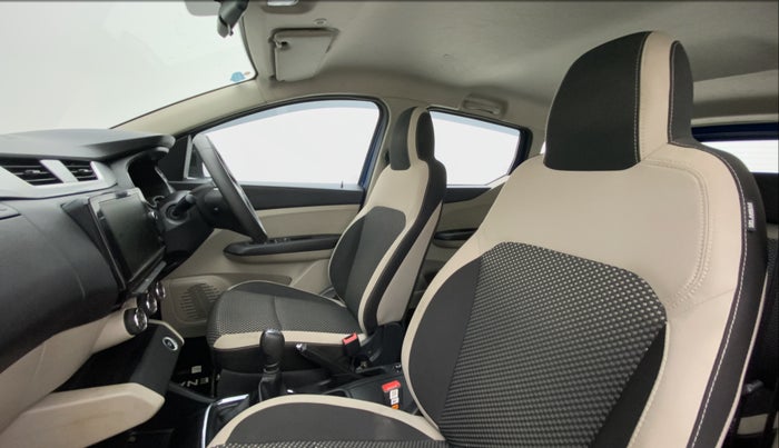 2022 Renault TRIBER RXZ AMT, Petrol, Automatic, 37,502 km, Right Side Front Door Cabin