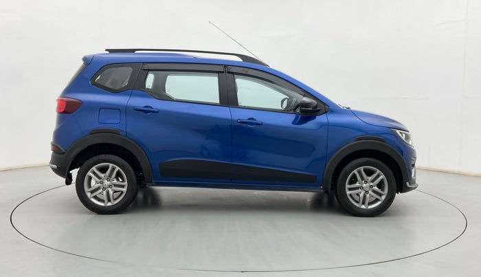 2022 Renault TRIBER RXZ AMT, Petrol, Automatic, 37,502 km, Right Side View