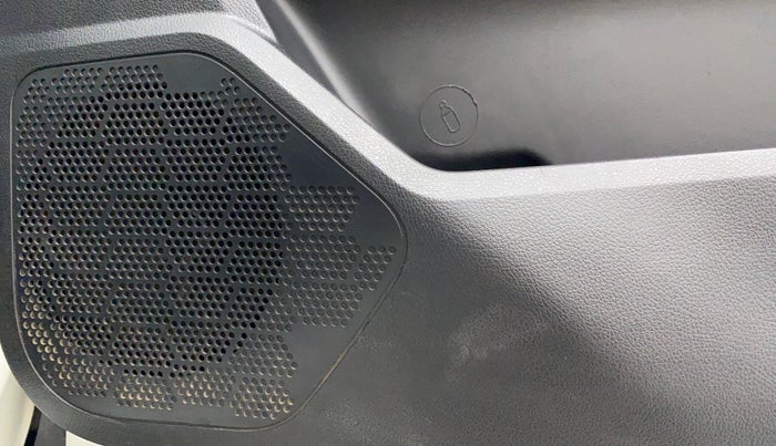 2021 Tata Harrier XZA PLUS 2.0L, Diesel, Automatic, 89,626 km, Speaker