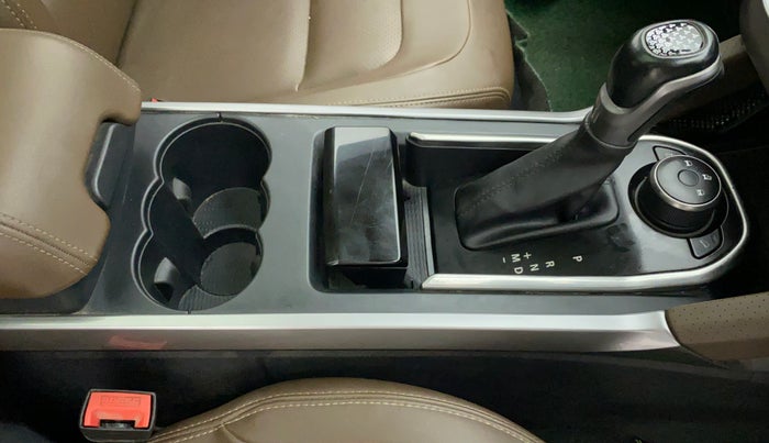 2021 Tata Harrier XZA PLUS 2.0L, Diesel, Automatic, 89,626 km, Gear Lever