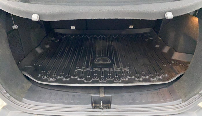 2021 Tata Harrier XZA PLUS 2.0L, Diesel, Automatic, 89,626 km, Boot Inside