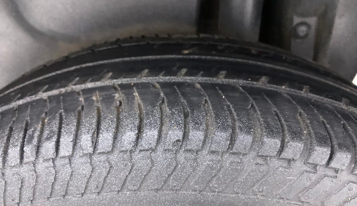 2013 Maruti Swift Dzire AUTOMATIC, Petrol, Automatic, 56,994 km, Left Rear Tyre Tread