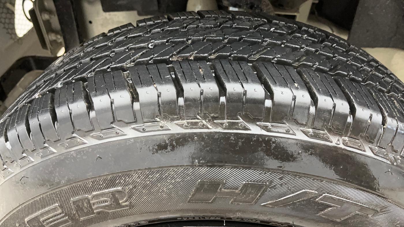2025 Mahindra Bolero B6, Diesel, Manual, 4,383 km, Left Front Tyre Tread
