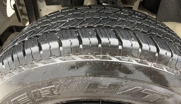 2025 Mahindra Bolero B6, Diesel, Manual, 4,318 km, Left Front Tyre Tread