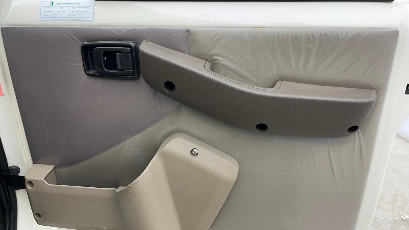 2025 Mahindra Bolero B6, Diesel, Manual, 4,383 km, Driver Side Door Panels Control