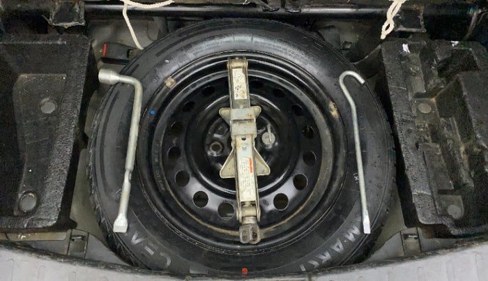 2013 Maruti Wagon R 1.0 VXI, Petrol, Manual, 1,12,689 km, Spare Tyre