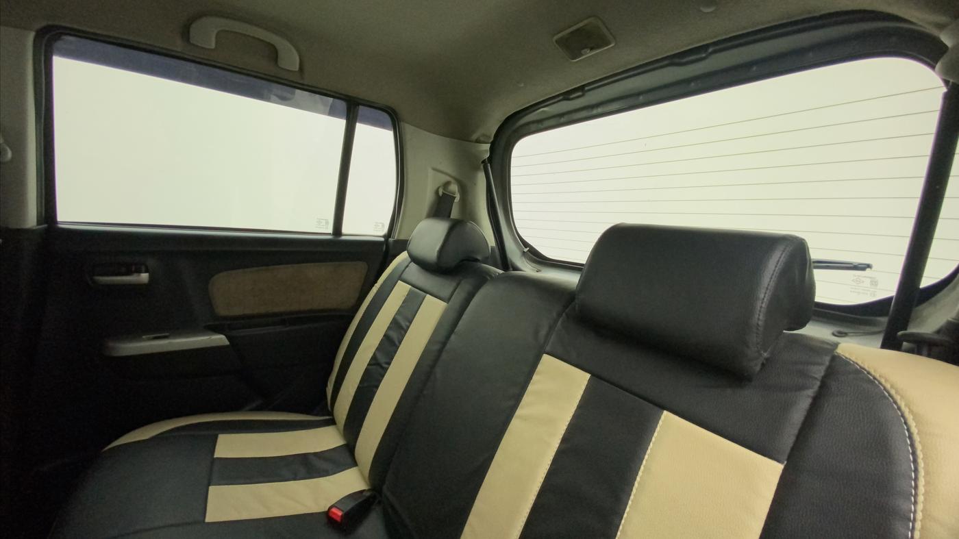 2013 Maruti Wagon R 1.0 VXI, Petrol, Manual, 1,12,689 km, Right Side Rear Door Cabin