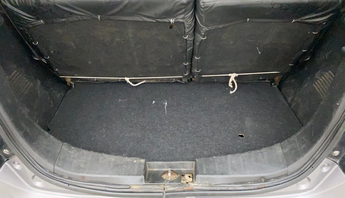 2013 Maruti Wagon R 1.0 VXI, Petrol, Manual, 1,12,689 km, Dicky (Boot door) - Parcel tray missing
