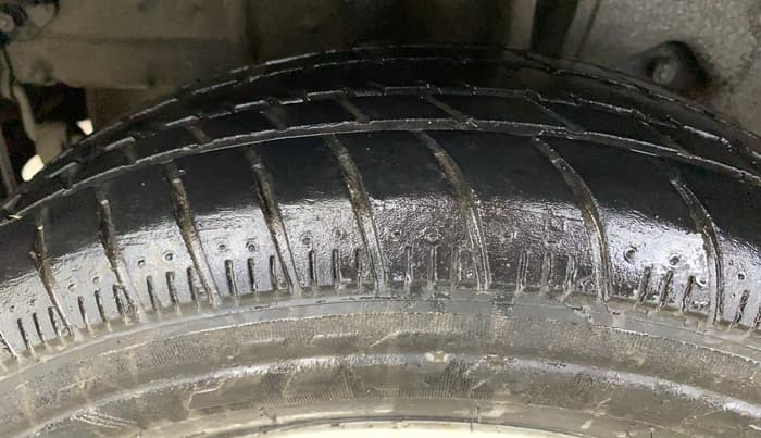 2018 Tata Tiago XZ PETROL, Petrol, Manual, 1,00,646 km, Right Rear Tyre Tread