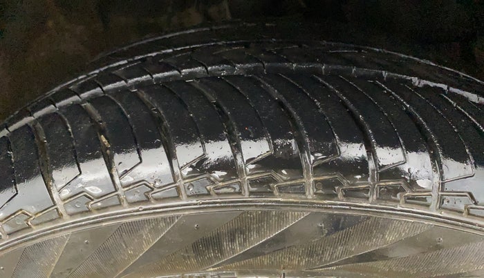 2015 Honda Jazz 1.2L I-VTEC V, Petrol, Manual, 41,198 km, Right Front Tyre Tread