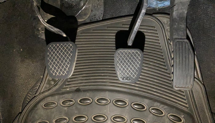 2015 Honda Jazz 1.2L I-VTEC V, Petrol, Manual, 41,198 km, Pedals