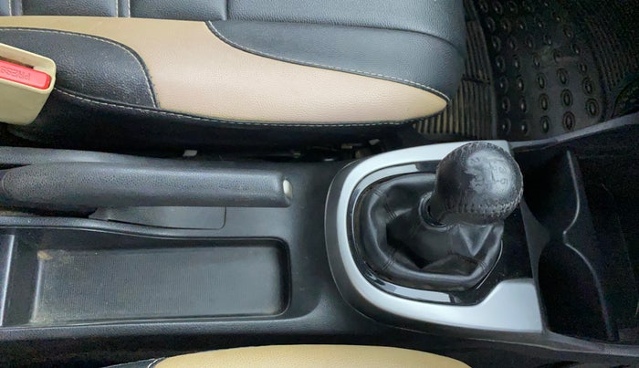 2015 Honda Jazz 1.2L I-VTEC V, Petrol, Manual, 41,198 km, Gear Lever