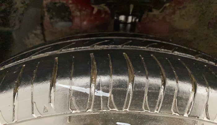 2015 Hyundai Elite i20 MAGNA 1.2, Petrol, Manual, 78,342 km, Left Front Tyre Tread