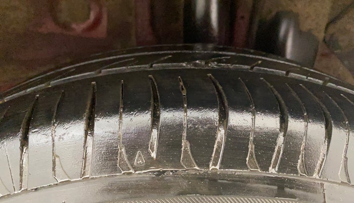 2015 Hyundai Elite i20 MAGNA 1.2, Petrol, Manual, 78,342 km, Left Rear Tyre Tread