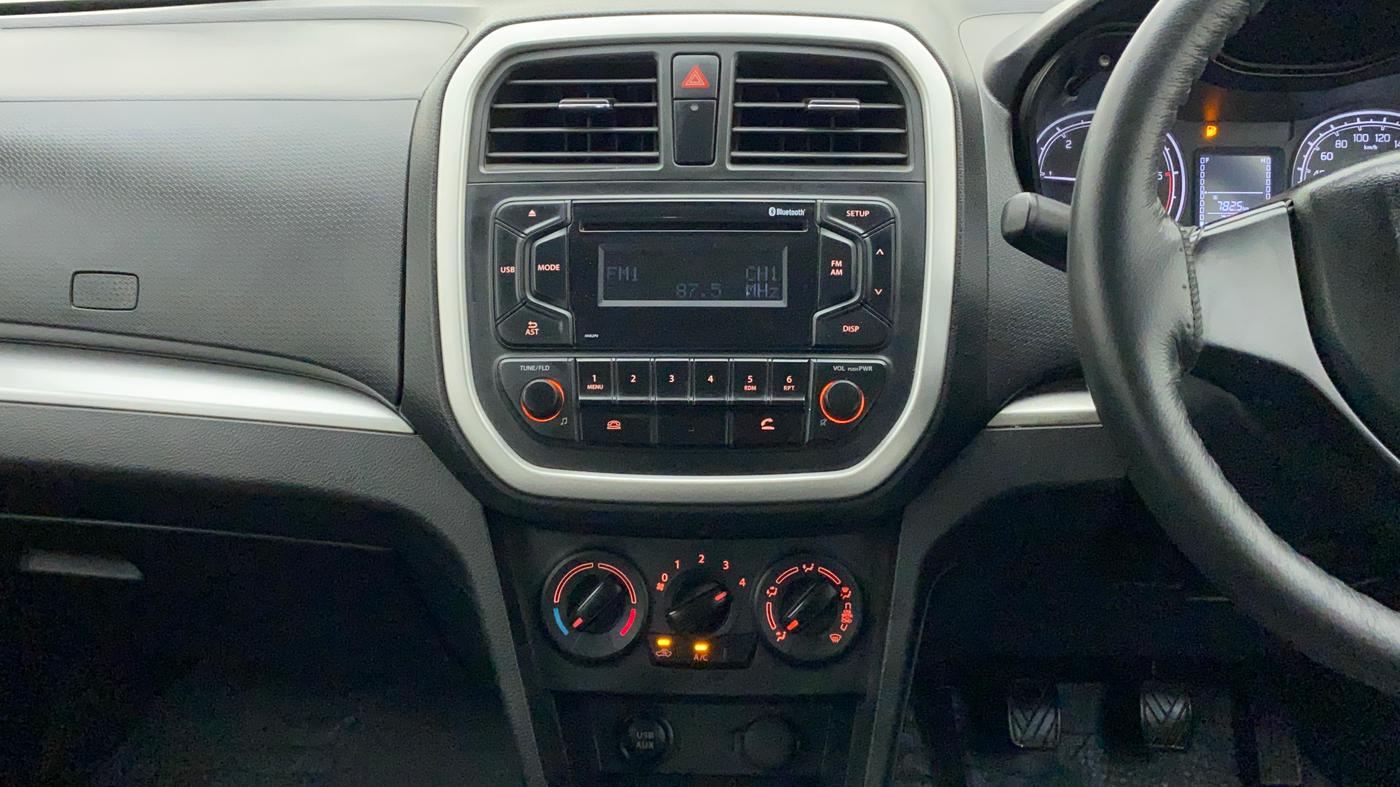 2018 Maruti Vitara Brezza VDI, Diesel, Manual, 30,549 km, Air Conditioner