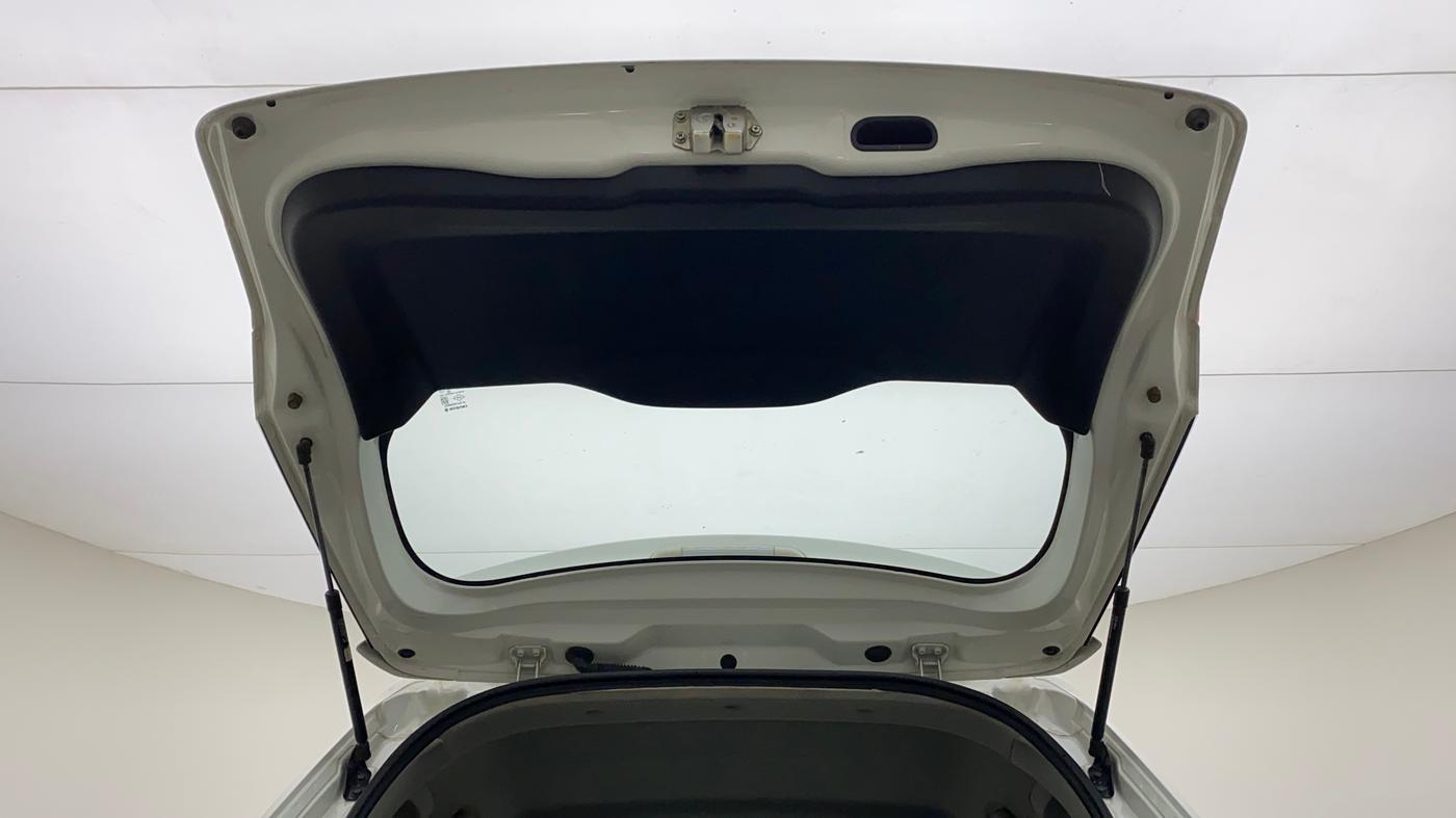 2018 Maruti Vitara Brezza VDI, Diesel, Manual, 30,549 km, Boot Door Open