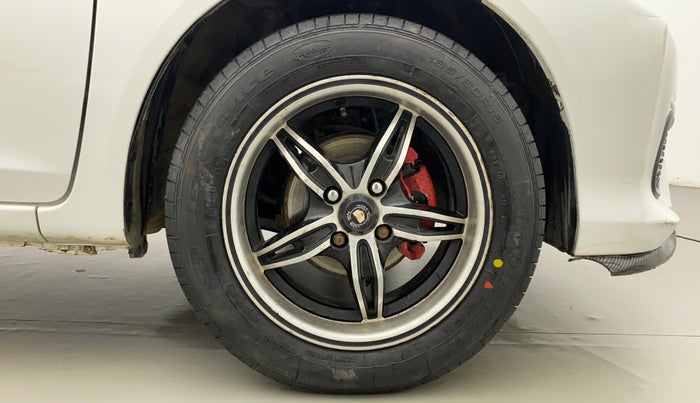 2017 Honda Brio S MT, CNG, Manual, 84,111 km, Right Front Wheel