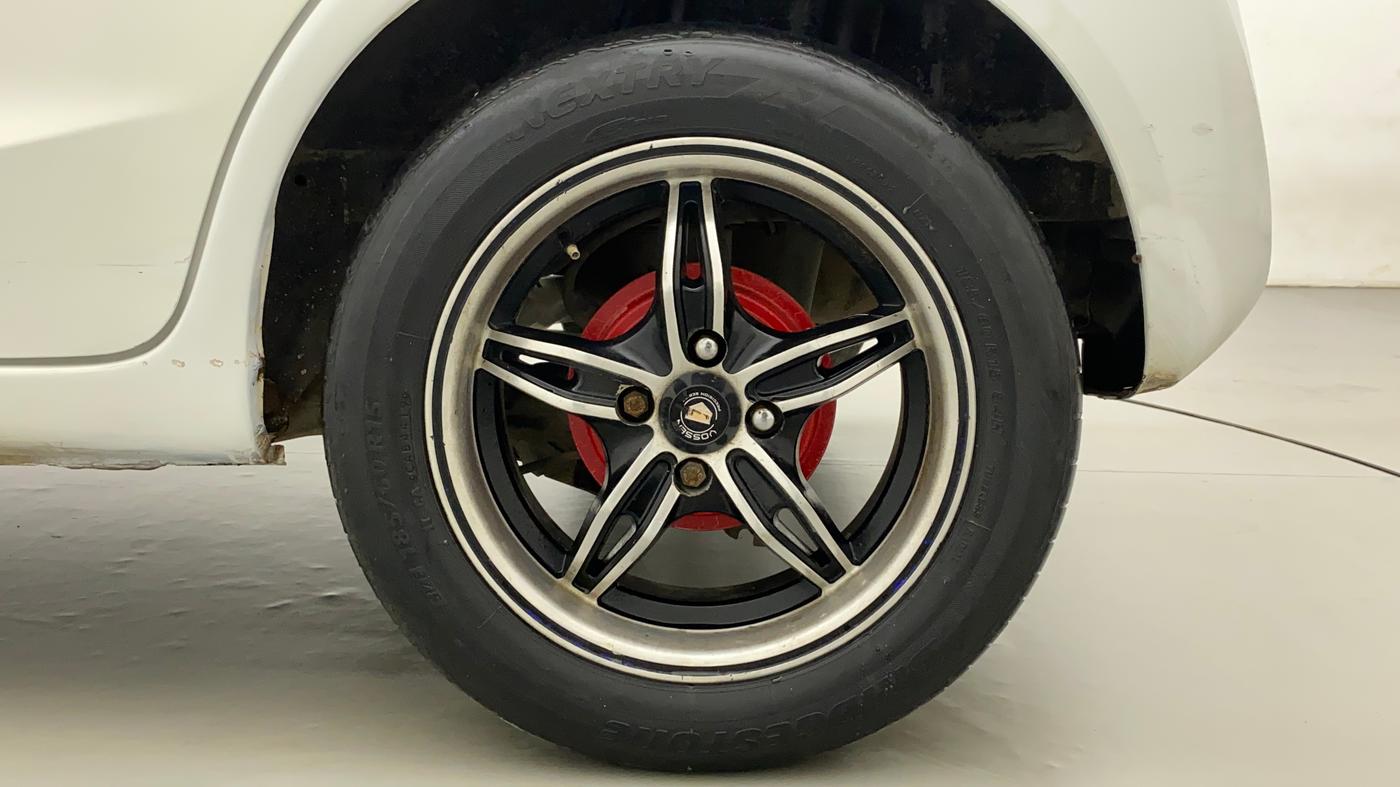 2017 Honda Brio S MT, CNG, Manual, 84,111 km, Left Rear Wheel