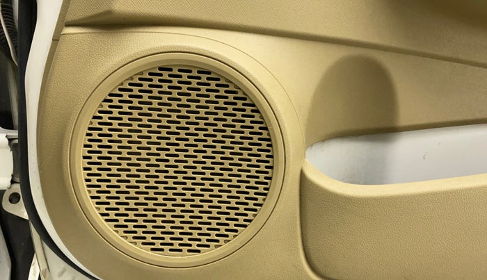 2017 Honda Brio S MT, CNG, Manual, 84,111 km, Speaker