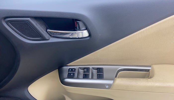 2016 Honda City 1.5L I-VTEC V MT, Petrol, Manual, 33,019 km, Driver Side Door Panels Control