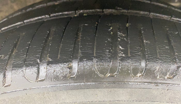 2016 Honda City 1.5L I-VTEC V MT, Petrol, Manual, 33,019 km, Right Front Tyre Tread