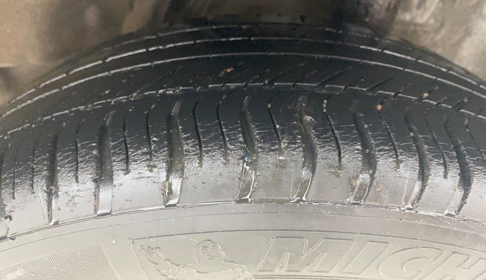 2016 Honda City 1.5L I-VTEC V MT, Petrol, Manual, 33,019 km, Left Rear Tyre Tread