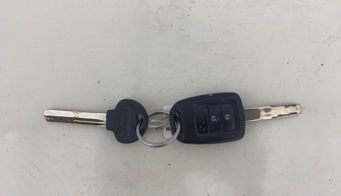 2016 Honda City 1.5L I-VTEC V MT, Petrol, Manual, 33,019 km, Key Close Up