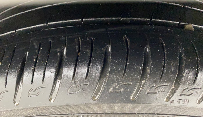 2022 KIA SONET HTK PLUS 1.2, Petrol, Manual, 33,651 km, Left Rear Tyre Tread