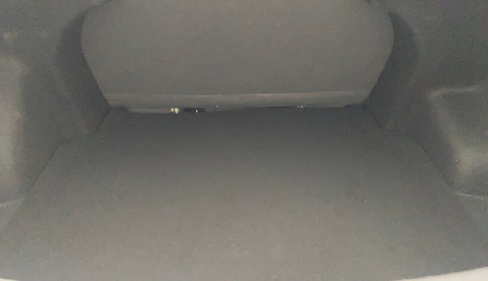 2022 Hyundai AURA SX PLUS 1.2 AMT, Petrol, Automatic, 14,943 km, Boot Inside