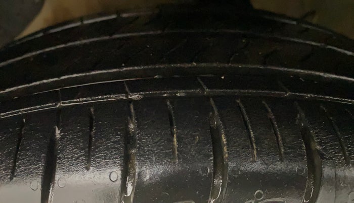 2022 Hyundai AURA SX PLUS 1.2 AMT, Petrol, Automatic, 14,943 km, Left Front Tyre Tread