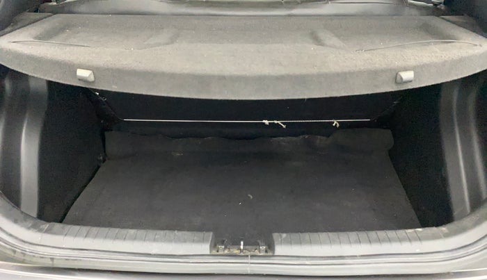 2020 Hyundai Elite i20 SPORTZ PLUS 1.2, Petrol, Manual, 61,538 km, Boot Inside