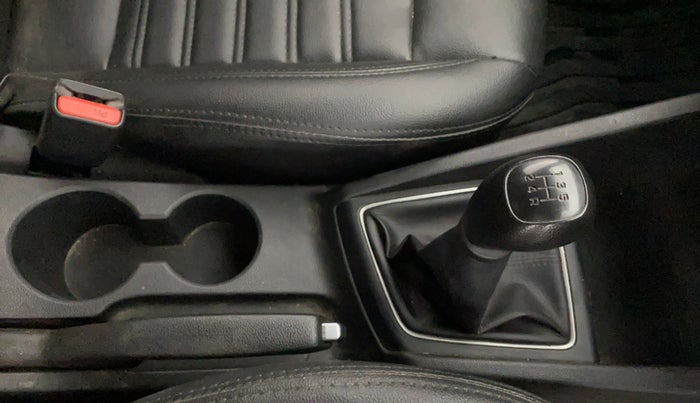 2020 Hyundai Elite i20 SPORTZ PLUS 1.2, Petrol, Manual, 61,538 km, Gear Lever