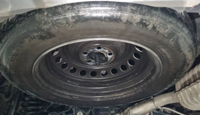 2022 Mahindra XUV700 AX 7 LUXURY P AT 7 STR, Petrol, Automatic, 55,480 km, Spare Tyre