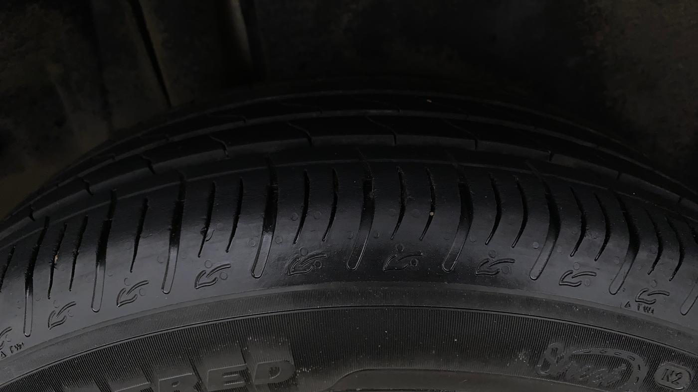 2024 Maruti BREZZA LXI, Petrol, Manual, 25,650 km, Right Rear Tyre Tread