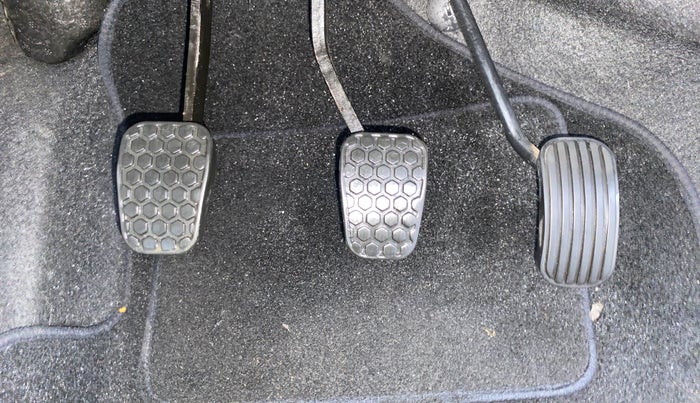 2020 Tata Tiago XZ PETROL, Petrol, Manual, 23,480 km, Pedals