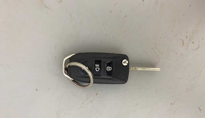 2020 Tata Tiago XZ PETROL, Petrol, Manual, 23,480 km, Key Close Up