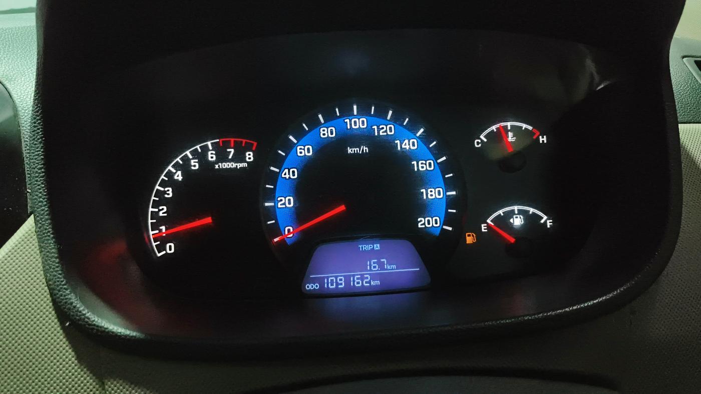 2014 Hyundai Xcent S 1.2, Petrol, Manual, 1,09,143 km, Odometer Image