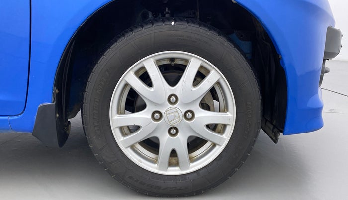 2012 Honda Brio 1.2 V MT I VTEC, Petrol, Manual, 58,044 km, Right Front Wheel