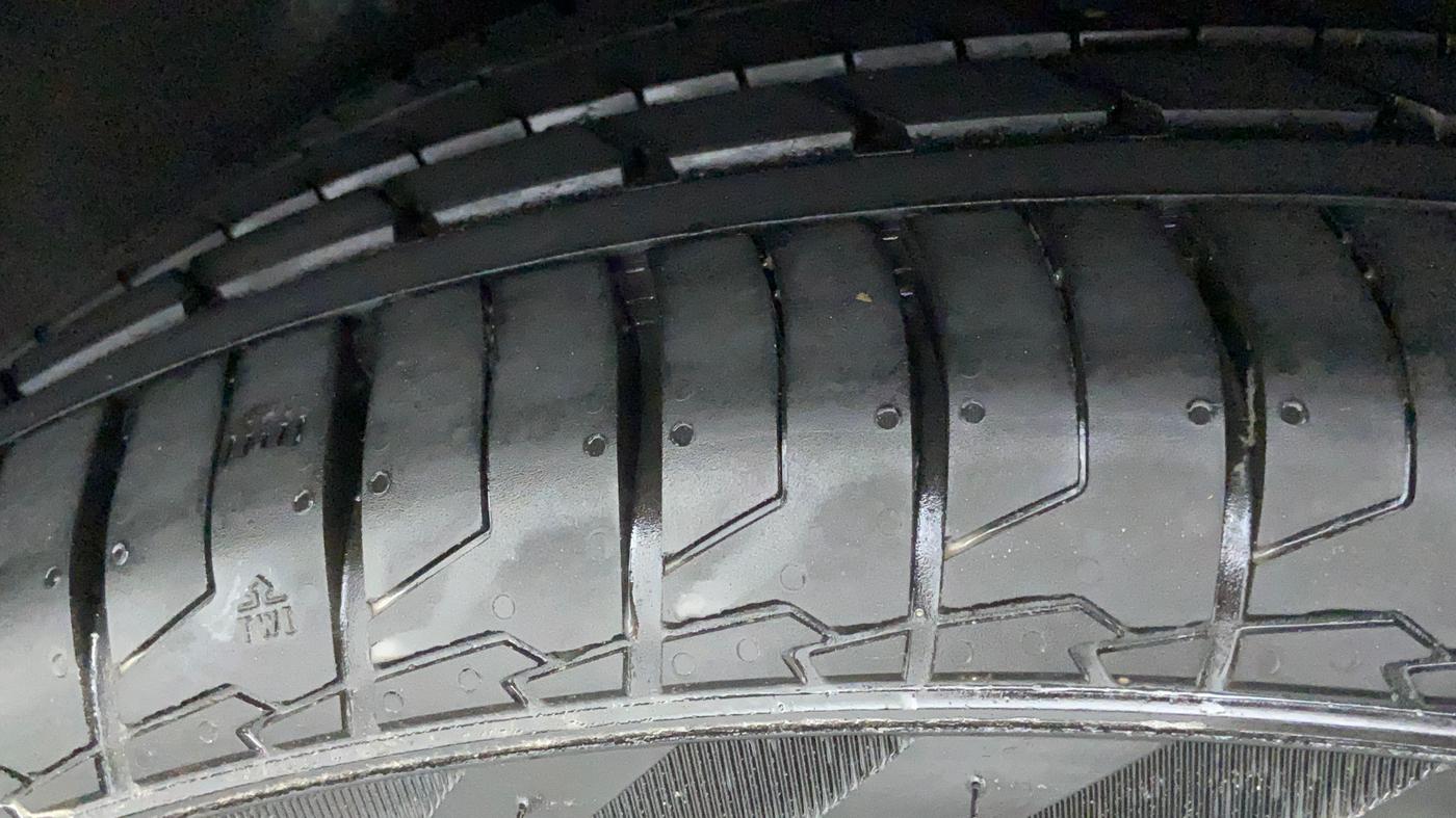 2019 Hyundai Creta SX AT 1.6 PETROL, Petrol, Automatic, 55,766 km, Left Rear Tyre Tread