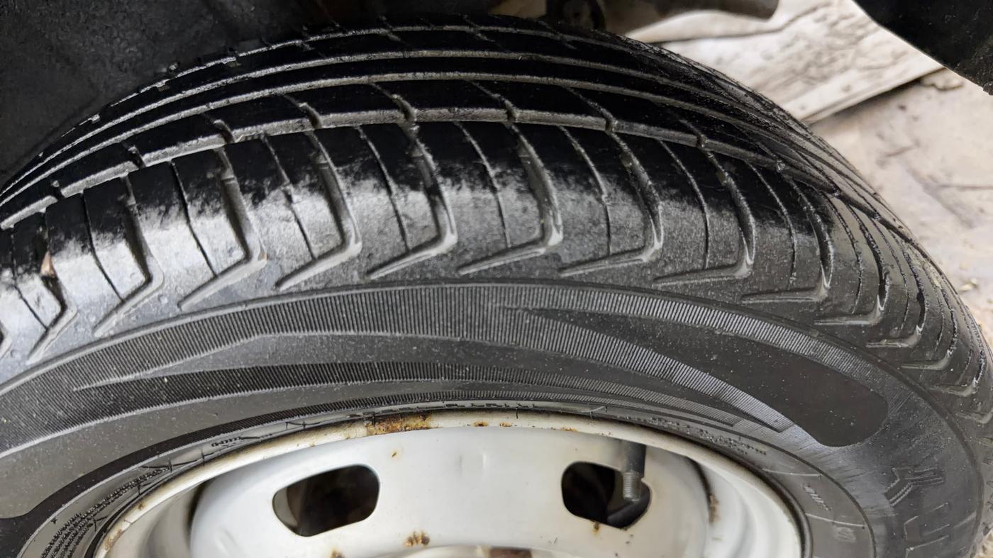 2019 Datsun Redi Go A, Petrol, Manual, 34,061 km, Left Rear Tyre Tread