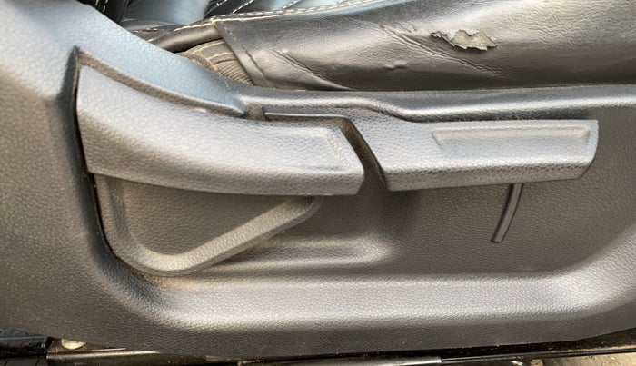 2020 KIA SELTOS HTK PLUS 1.5, Petrol, Manual, 56,259 km, Driver Side Adjustment Panel