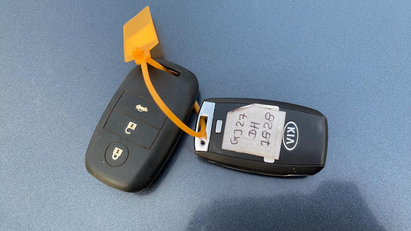 2020 KIA SELTOS HTK PLUS 1.5, Petrol, Manual, 56,259 km, Key Close Up