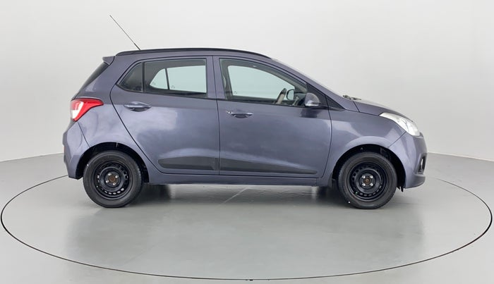 2015 Hyundai Grand i10 SPORTZ 1.2 KAPPA VTVT, Petrol, Manual, 22,695 km, Right Side View