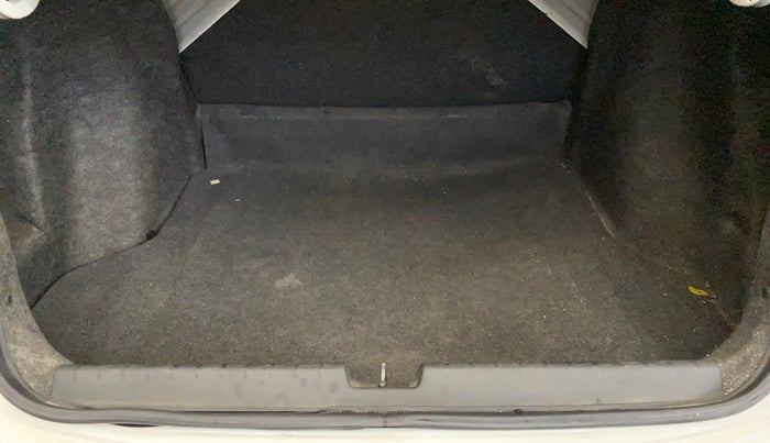 2016 Honda City 1.5L I-VTEC V MT, Petrol, Manual, 91,937 km, Boot Inside