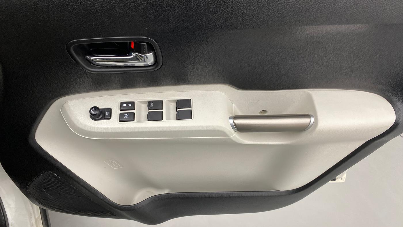 2017 Maruti IGNIS ZETA 1.2 K12 AMT, Petrol, Automatic, 17,362 km, Driver Side Door Panels Control