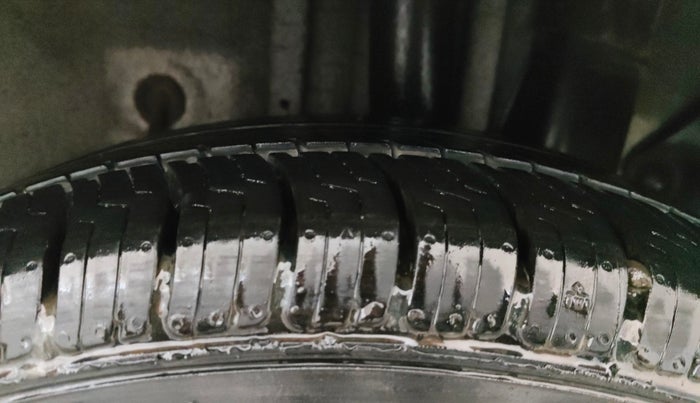 2020 Hyundai Elite i20 SPORTZ PLUS 1.2, CNG, Manual, 56,357 km, Left Rear Tyre Tread