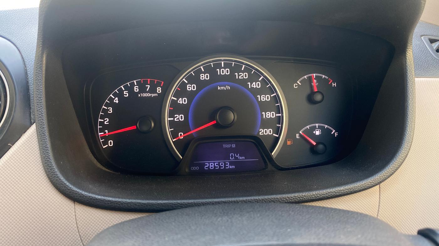 2016 Hyundai Grand i10 MAGNA 1.2 KAPPA VTVT, Petrol, Manual, 28,593 km, Odometer Image